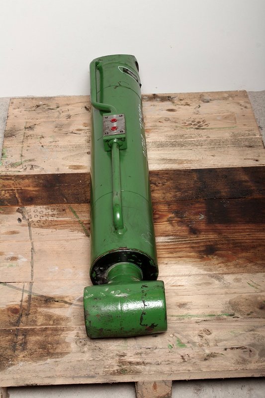 John Deere 3420 Hydraulic Cylinder Construction Equipment