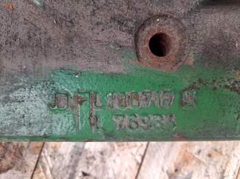 salg af John Deere 6300 RIGHT Rear Half Axle