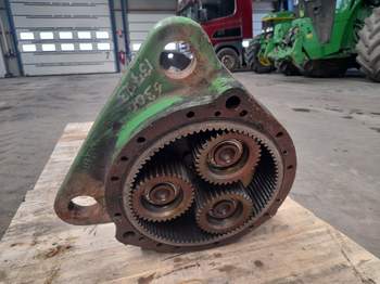 salg af John Deere 6300 RIGHT Rear Half Axle