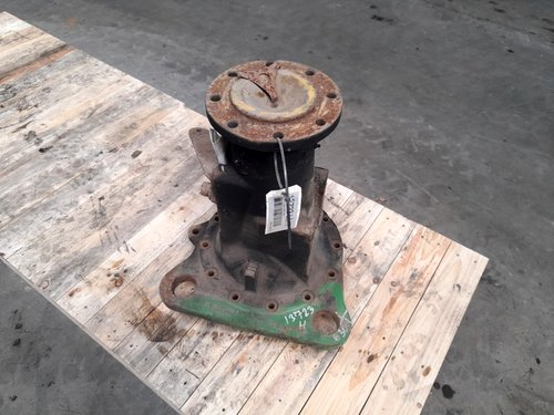 salg af John Deere 6300 RIGHT Rear Half Axle