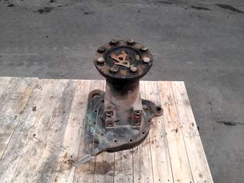 salg af John Deere 6400 RIGHT Rear Half Axle