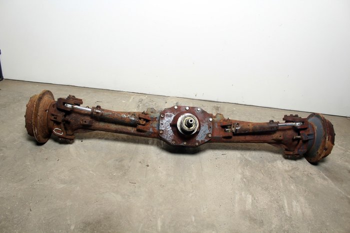 Ford 8340 Front Axle - Tractors Secondhand Parts Secondhand Parts ...