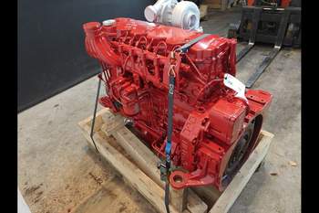 salg af Motor McCormick XTX 185