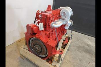 salg af Motor McCormick XTX 185