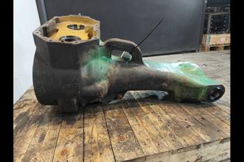 salg af Vorderachsgehäuse John Deere 8220 LINKS