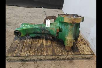 salg af Vorderachsgehäuse John Deere 8220 LINKS