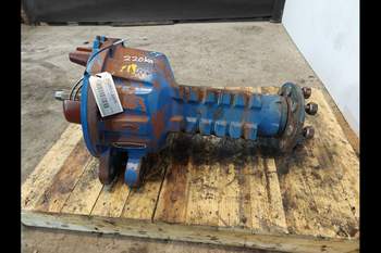 salg af New Holland 7840 RIGHT Rear Half Axle