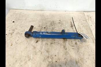 salg af New Holland 7840 RIGHT Lift Cylinder