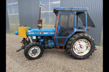 salg af Ford 4110 tractor