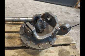 salg af Massey Ferguson 6716S RIGHT Front axle final drive