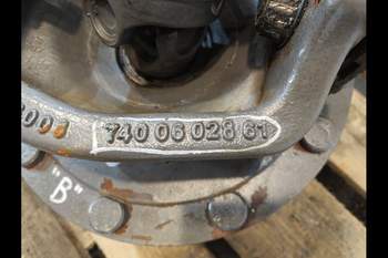 salg af Massey Ferguson 6716S RIGHT Front axle final drive