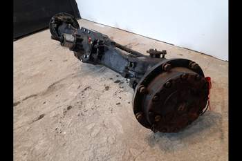 salg af New Holland TL100  Disassembled front axle