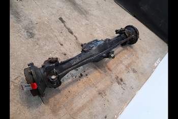 salg af New Holland TL100  Disassembled front axle