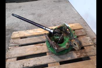 salg af John Deere 6620 RIGHT Front axle final drive