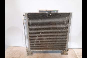 salg af John Deere 6620  Condenser