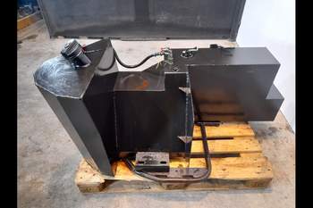 salg af Kraftstofftank Valtra N142 