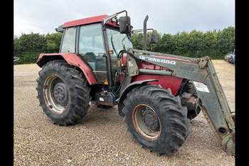 salg af Case 5140 tractor