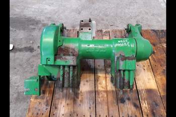 salg af Lift John Deere 7710