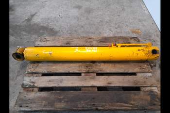 salg af Massey Ferguson 965  Hydraulic Cylinder