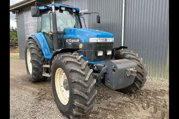 salg af New Holland 8770 tractor