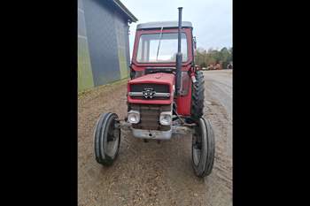 salg af Massey Ferguson 135 traktor