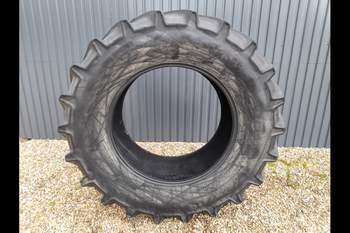 salg af Case Maxxum 115 LEFT Tire