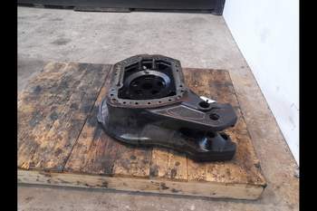 salg af Valtra T254 RIGHT Brake housing, Rear Transmission