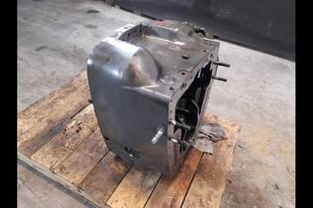 salg af Valtra T254  Transmission Housing