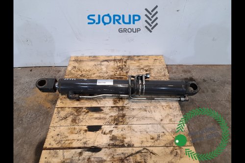 salg af New Holland B115C  Hydraulic Cylinder