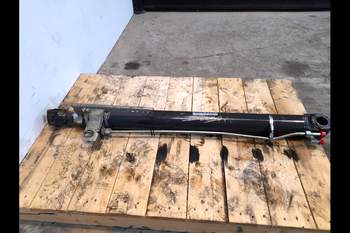 salg af New Holland B115C  Hydraulic Cylinder