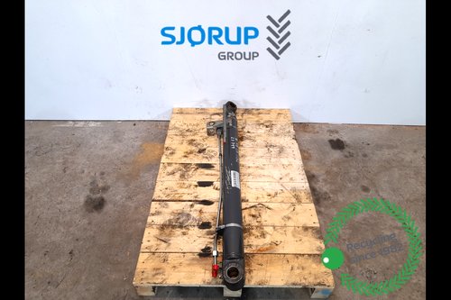 salg af New Holland B115C  Hydraulic Cylinder