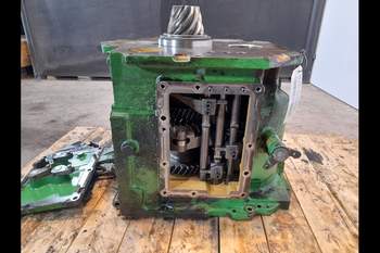 salg af John Deere 6150M  Transmission