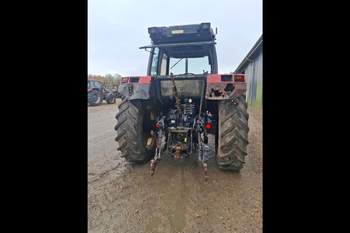 salg af Case 5150 traktor