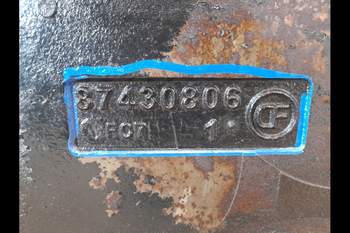 salg af New Holland T8040  Transmission