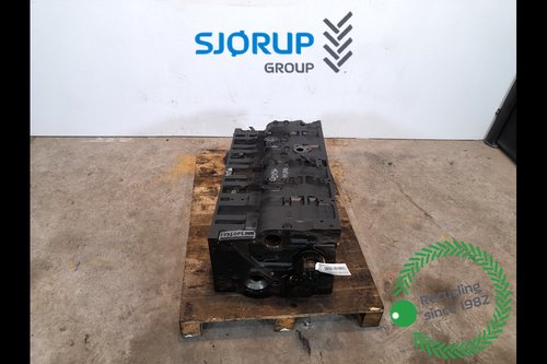 salg af New Holland T8040  Shortblock