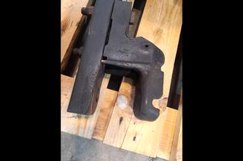 salg af New Holland T8040  Pick Up Hitch