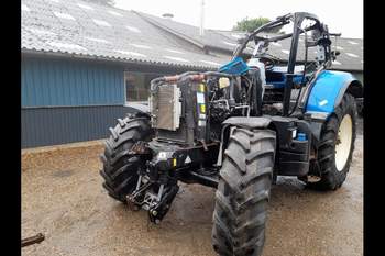 salg af New Holland T7.200 traktor