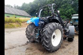 salg af New Holland T7.200 traktor