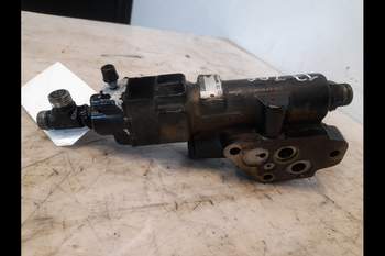 salg af New Holland T7.200  Hydraulic brake valve