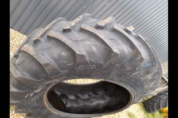 salg af New Holland T7.200 LEFT Tire