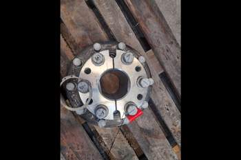 salg af New Holland T7.260 RIGHT Rear wheelhub (Amercian type)