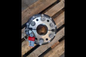 salg af New Holland T7.260 LEFT Rear wheelhub (Amercian type)