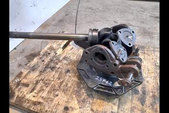 salg af New Holland T7060 LEFT Front axle final drive