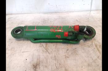 salg af Hydraulische zylinder John Deere 7530 