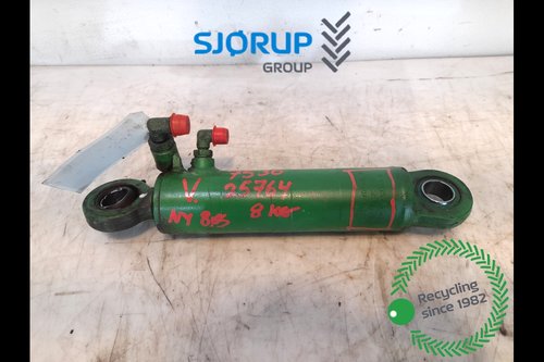 salg af Hydraulisk Cylinder John Deere 7530 