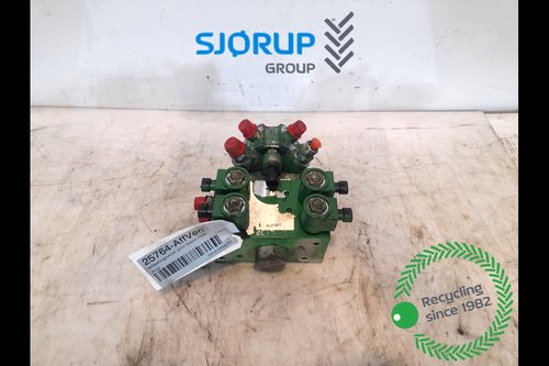 salg af John Deere 7530  Suspension control valve