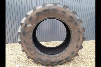 salg af John Deere 7530 RIGHT Tire