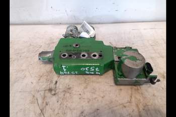 salg af John Deere 7530  Remote control valve