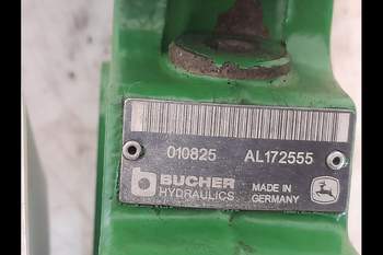 salg af John Deere 7530  Remote control valve