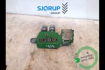 salg af John Deere 7530  Remote control valve